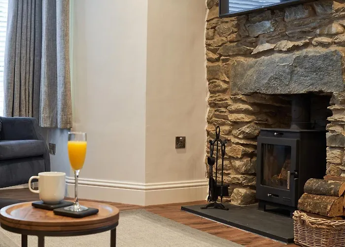 Lower Sheriff's Place Windermere